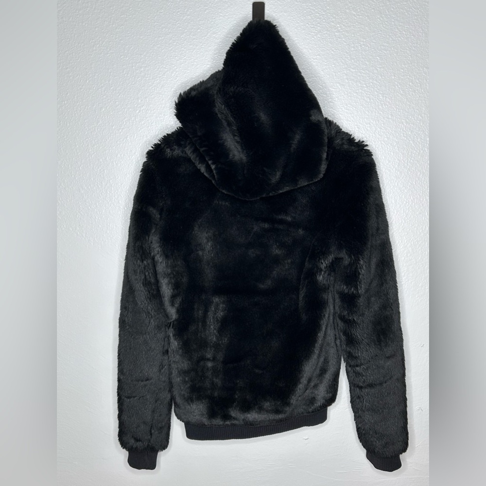 PINK VS LIMITED EDITION BLACK PLUSH FAUX FUR HOODIE COAT JACKET - Picture 3 of 7